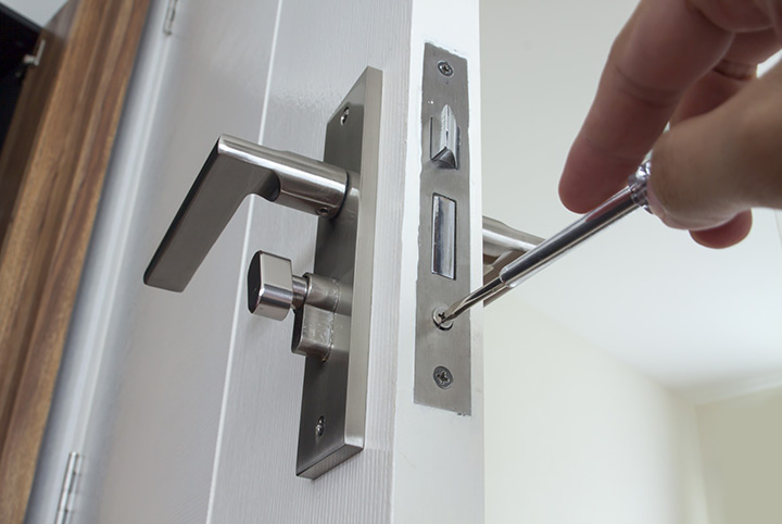 Our local locksmiths are able to repair and install door locks for properties in Richings Park and the local area.