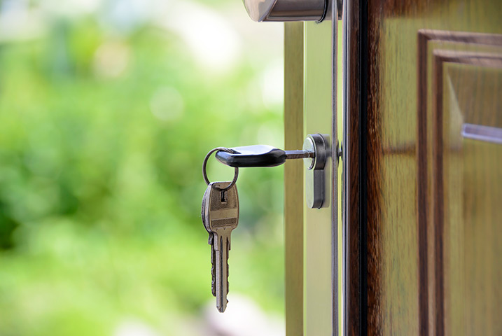 A2B Locks are able to provide local locksmiths in Richings Park to repair your broken locks. 